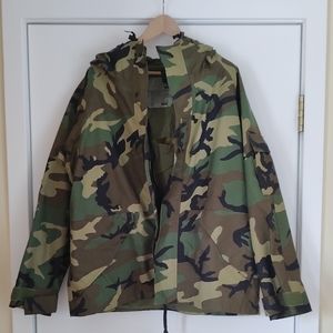 USGI Woodland Camo Goretex Parka Jacket